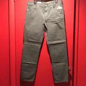 Standard Cloth Skinny Taper Jean